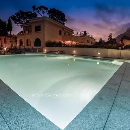 Diodato - Amazing Location, Wifi, Pool, Sauna, Gym & Private Garden Lägenhet *