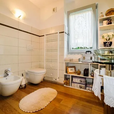 Diodato - Amazing Location, Wifi, Pool, Sauna, Gym & Private Garden *